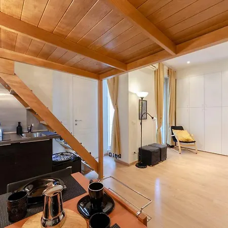 Altido Cosy Apt Perfect For Couples Near Piazza De Ferrari