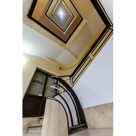 Altido Cosy Apt Perfect For Couples Near Piazza De Ferrari Cenova