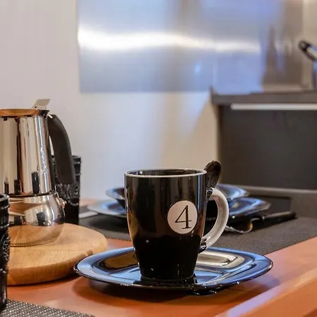 Altido Cosy Apt Perfect For Couples Near Piazza De Ferrari Cenova