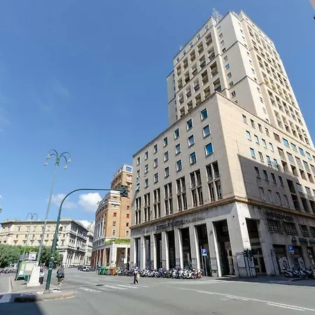 Altido Cosy Apt Perfect For Couples Near Piazza De Ferrari Cenova